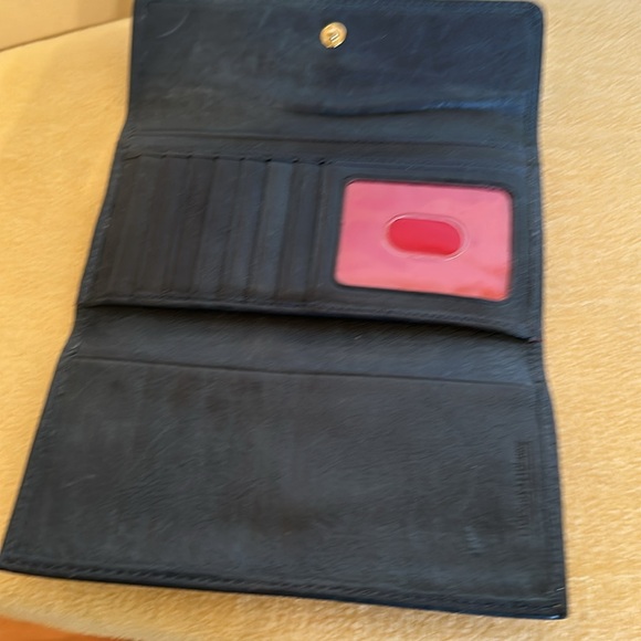 Wallet - Picture 3 of 6